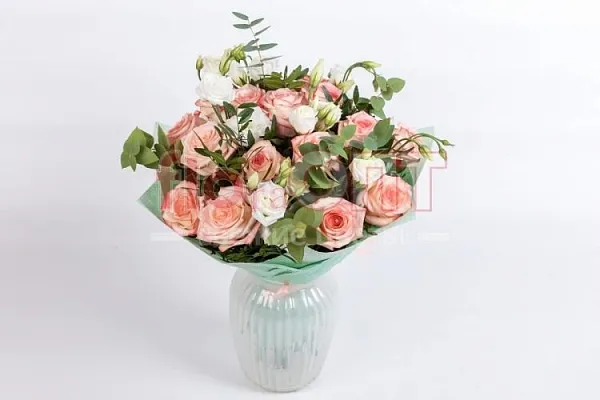 Букет № 123 из чайных роз и эустомы — фото 3