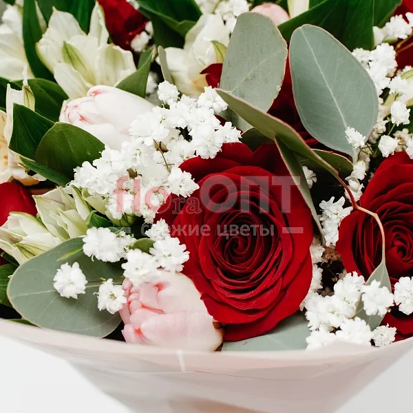 Букет № 294 с красными розами и тюльпанами  — фото 3