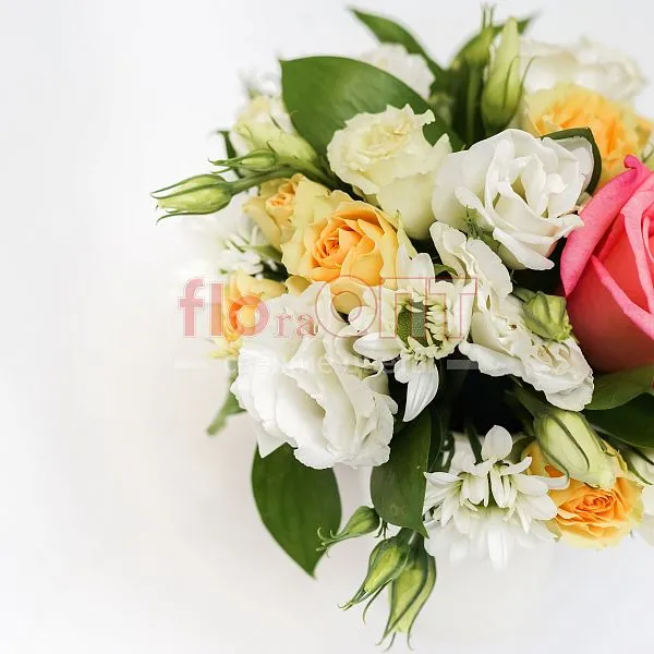 Цветочный стаканчик № 123 с розой и белой эустомой  — фото 3