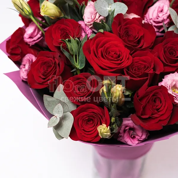 Букет № 445 с красными розами и эустомой  — фото 4