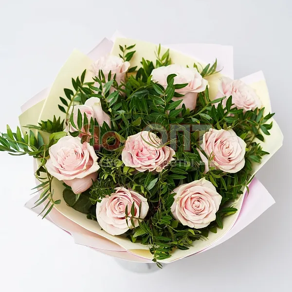 Букет № 300 из роз и зелени — фото 2