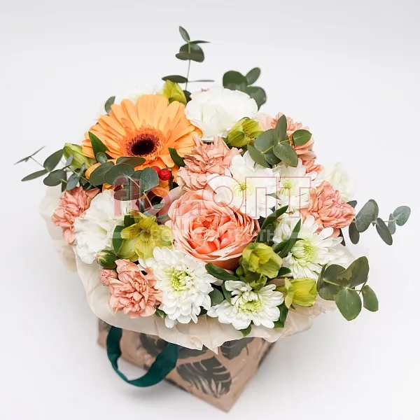 Композиция № 2 в пакете сборная с герберой  — фото 2