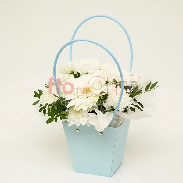 Композиция № 267 голубая с белой герберой — фото 1