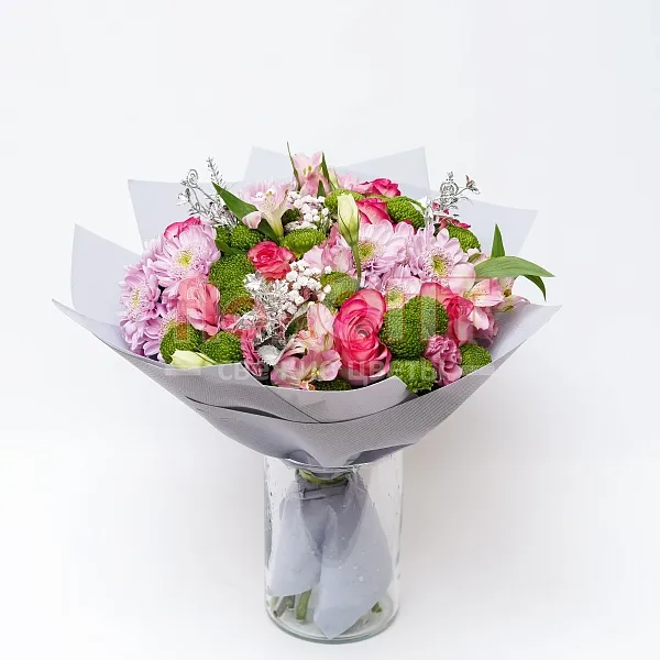 Букет № 420 с сиреневой хризантемой и розами  — фото 1