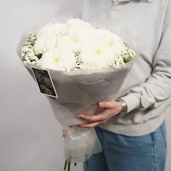 Букет № 545 с белой хризантемой — фото 1
