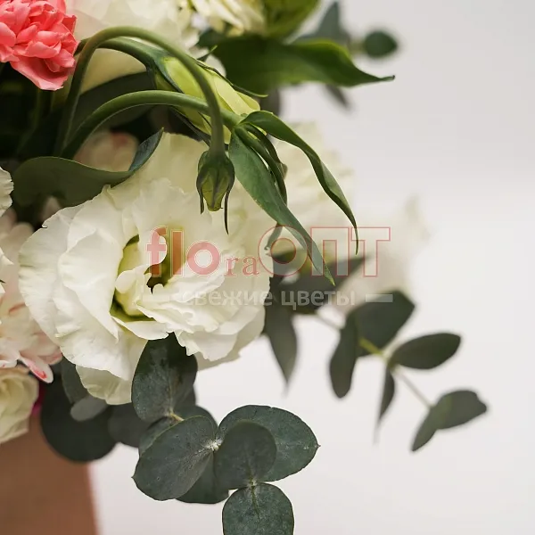 Композиция № 28 с розами и хризантемой  — фото 3