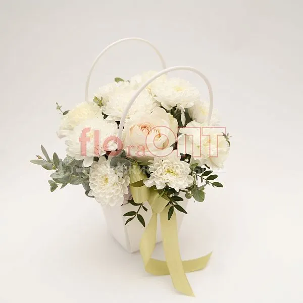 Композиция № 219 в белой сумочке сборная  — фото 1