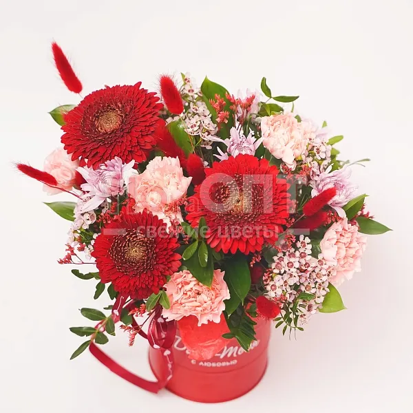 Композиция № 57 красная с герберами и гвоздикой  — фото 3