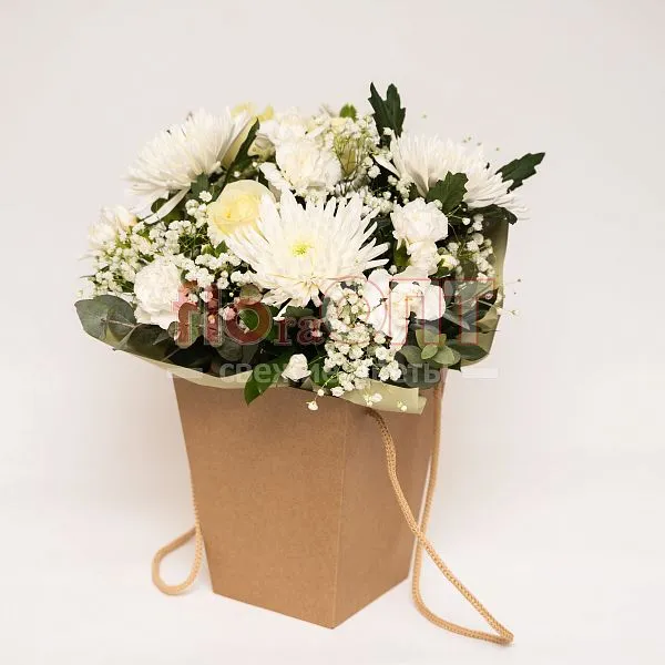 Коробка № 236 с белой одиночной хризантемой  — фото 1