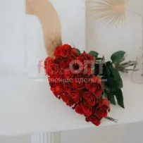 Роза Фридом 50 см — фото 17