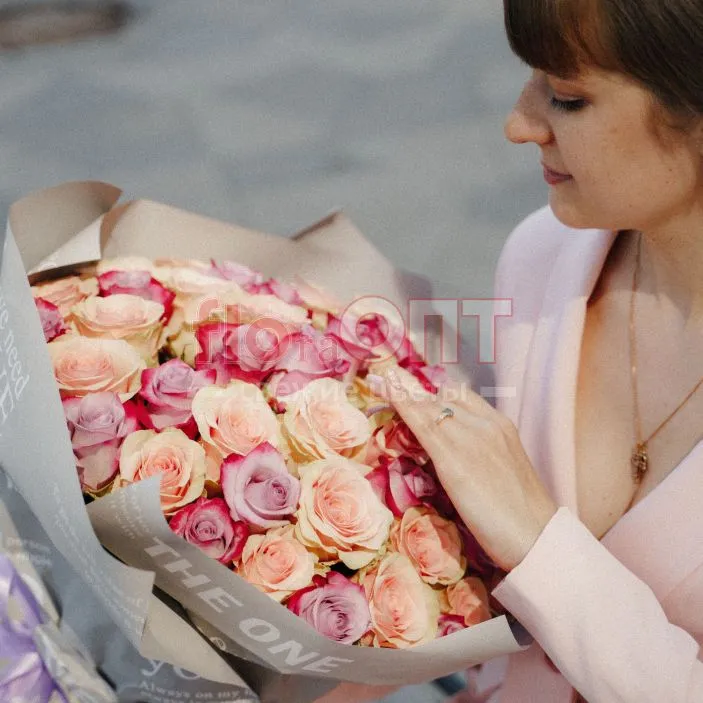Букет Моно № 554 из 49 эквадорских роз — фото 11
